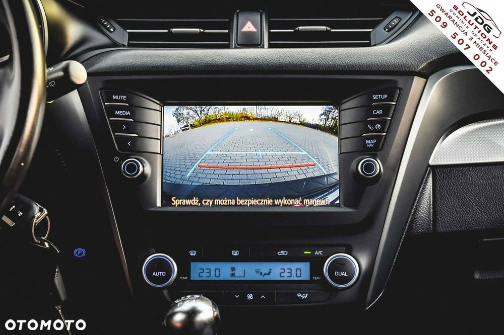 Toyota Avensis 2.0 D-4D Premium - 22