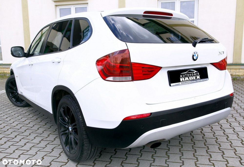 BMW X1 sDrive18i Sport Line - 30