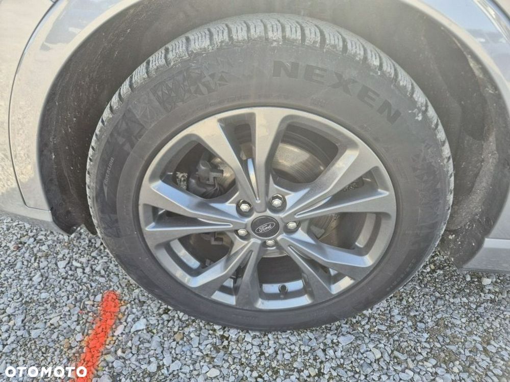 Ford Kuga - 20