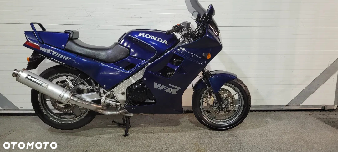 Honda VF - 19
