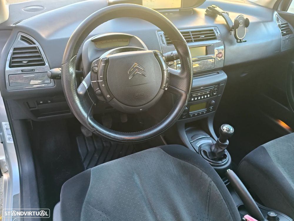 Citroën C4 1.6 HDi Exclusive - 5