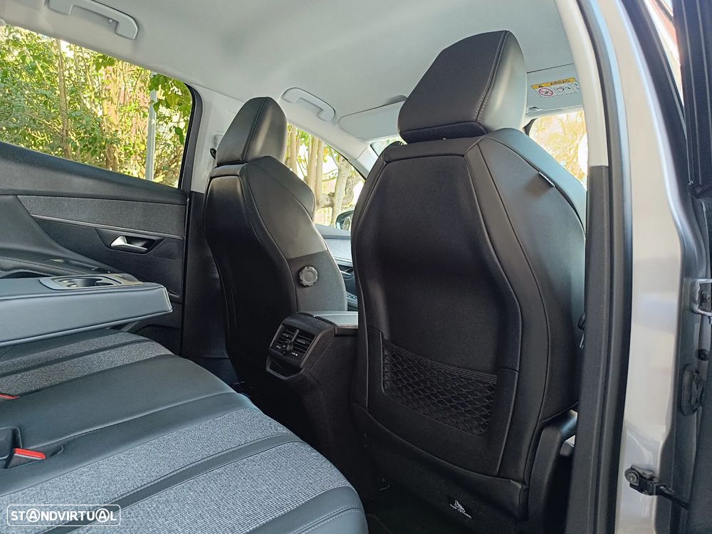 Peugeot 3008 1.2 PureTech Allure Pack - 31