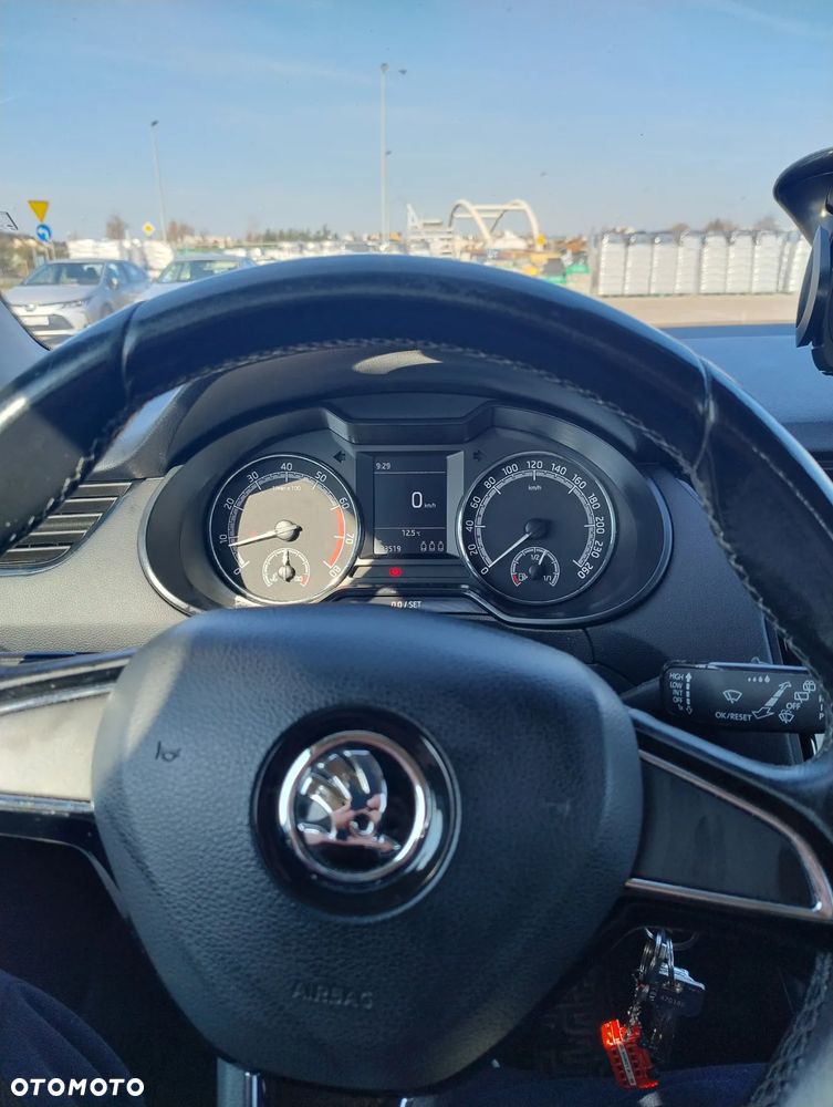 Skoda Octavia 1.4 TSI Ambition - 11