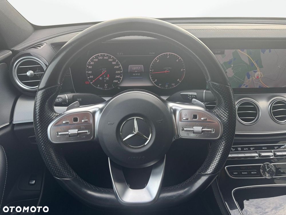 Mercedes-Benz Klasa E - 15