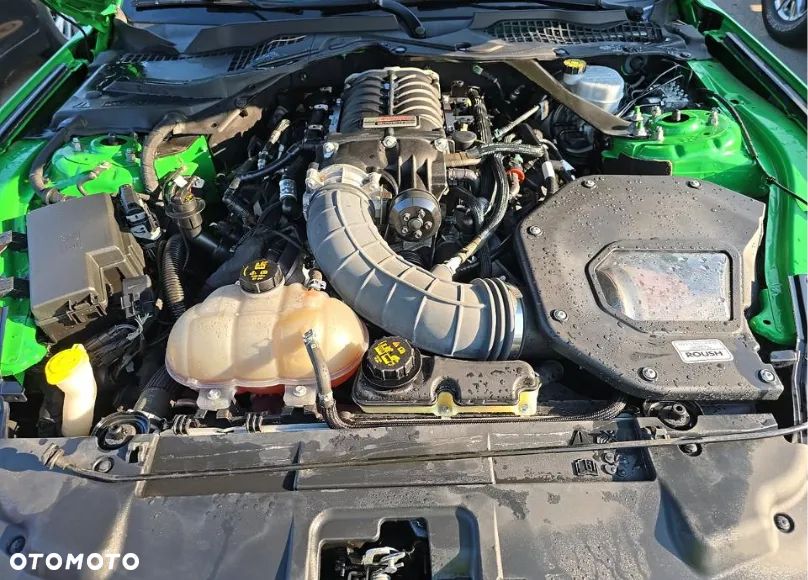 Ford Mustang 5.0 V8 GT - 13