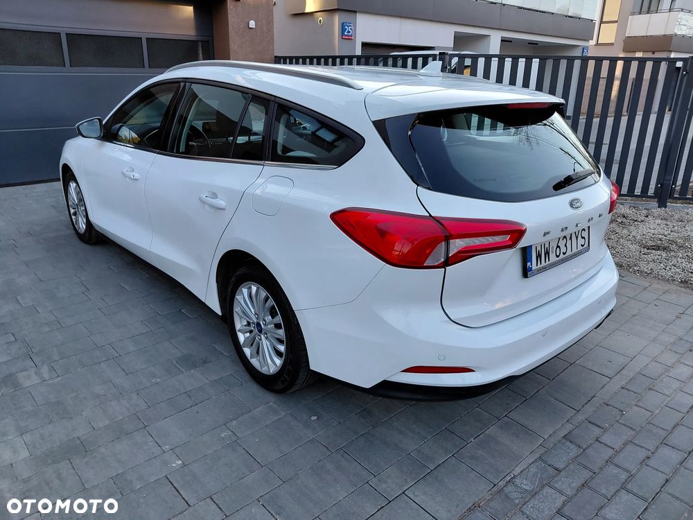Ford Focus 1.5 EcoBoost Titanium - 5