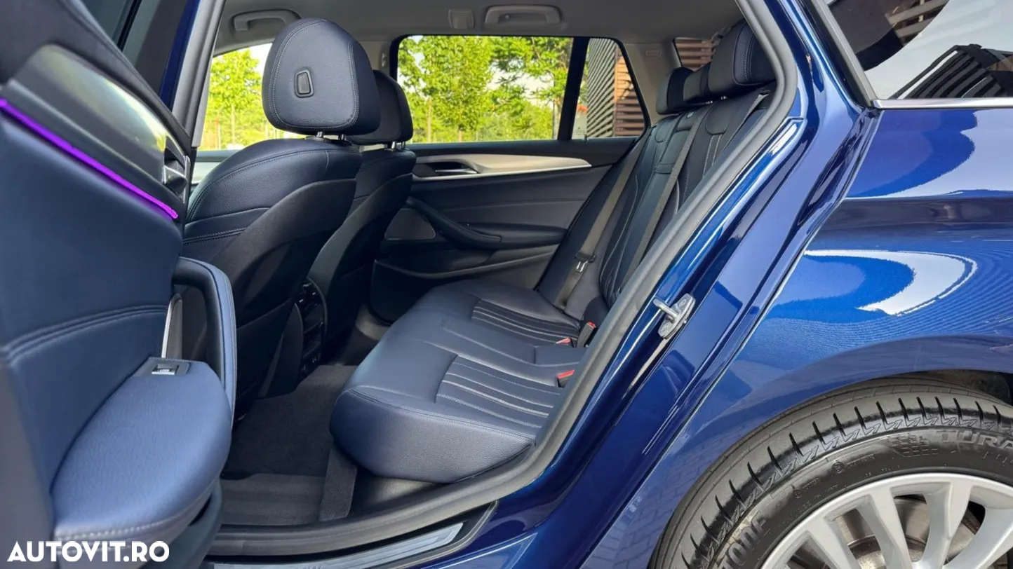 BMW Seria 5 520d Touring Aut. Luxury Line - 18