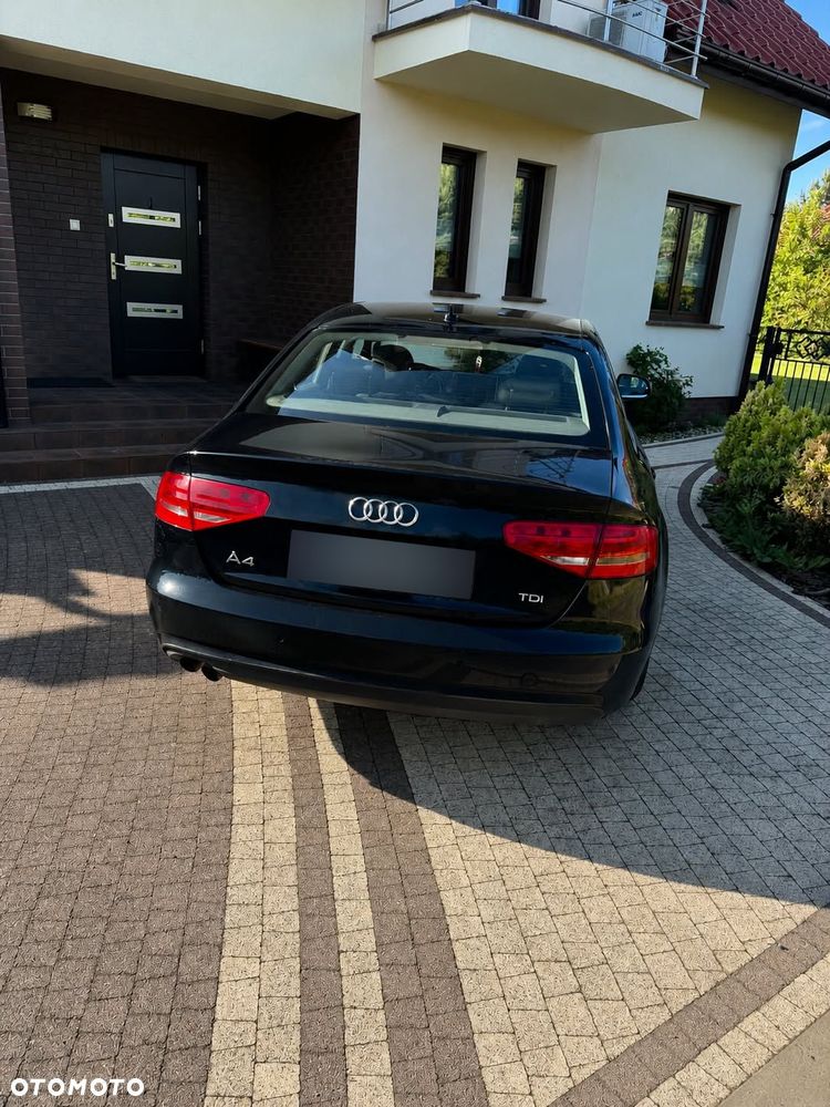 Audi A4 Limousine 2.0 TDI DPF Ambiente - 3