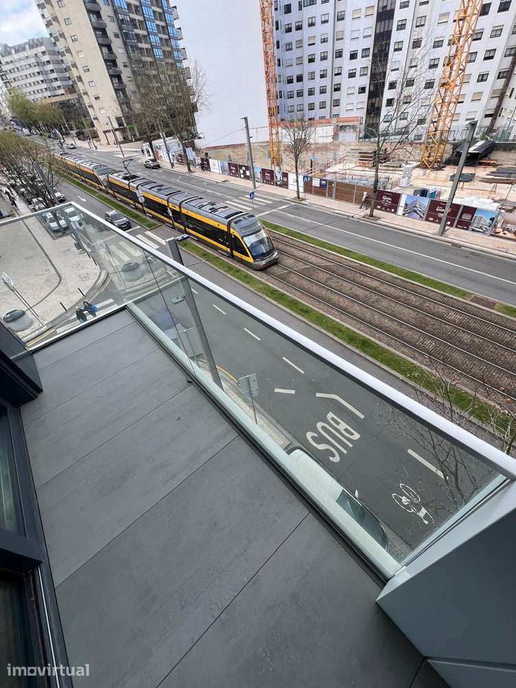 T 3 Novo V. N. Gaia  Av . República  Metro João de Deus Pronto Habitar - Grande imagem: 2/53