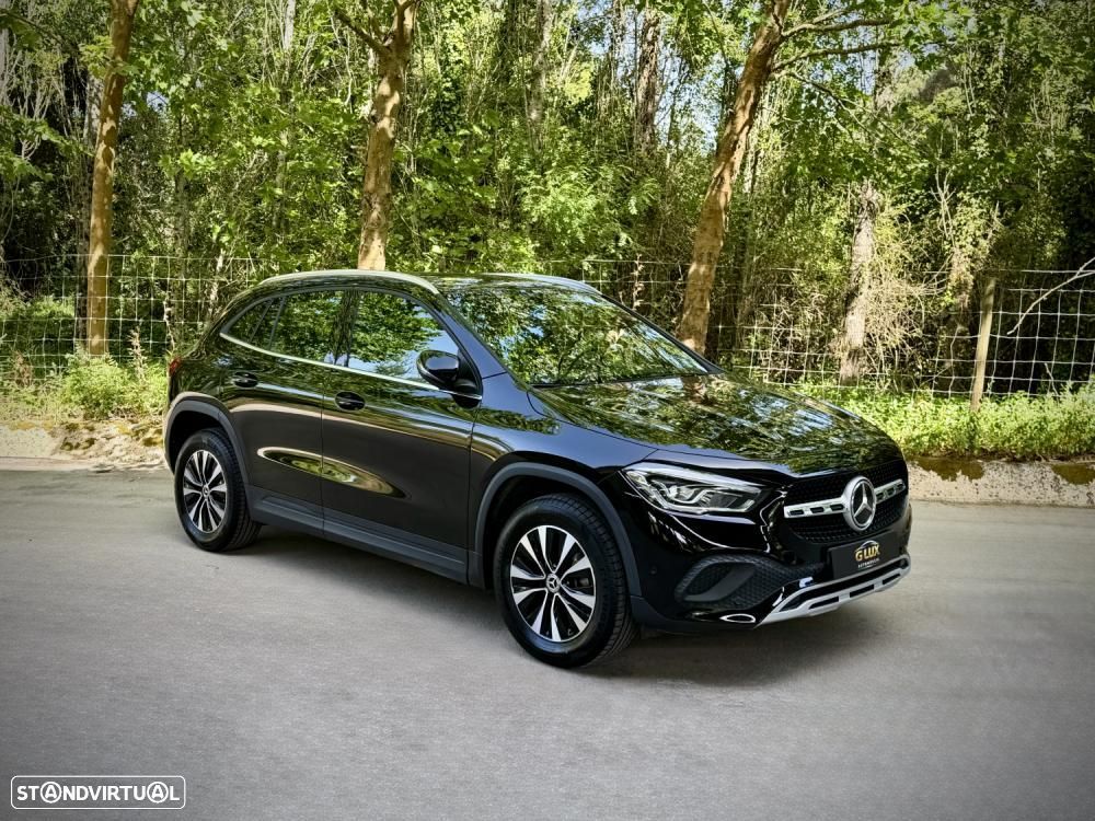Mercedes-Benz GLA 180 7G-DCT