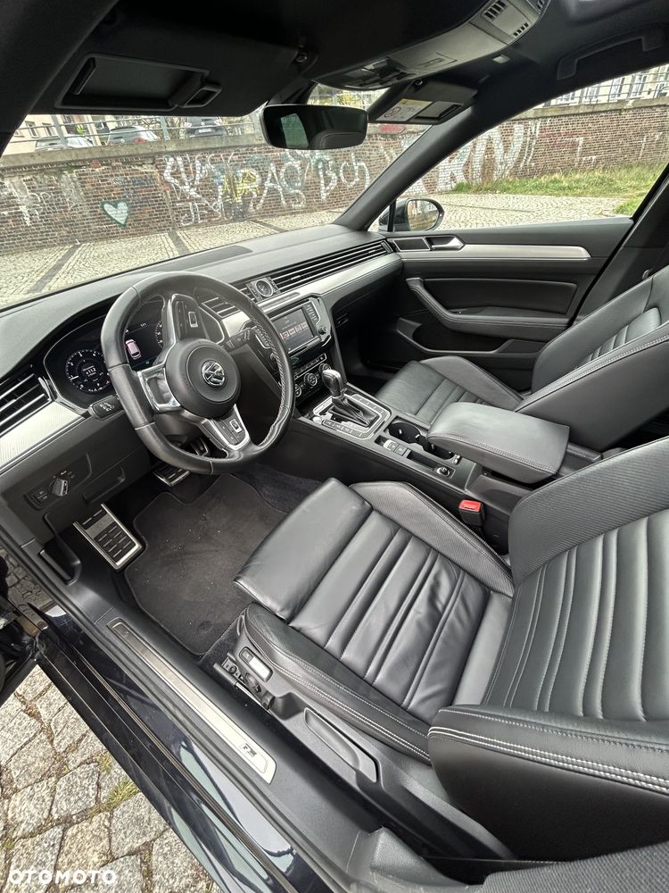 Volkswagen Passat 2.0 TDI Bi-Turbo BMT 4Mot Highline DSG - 10