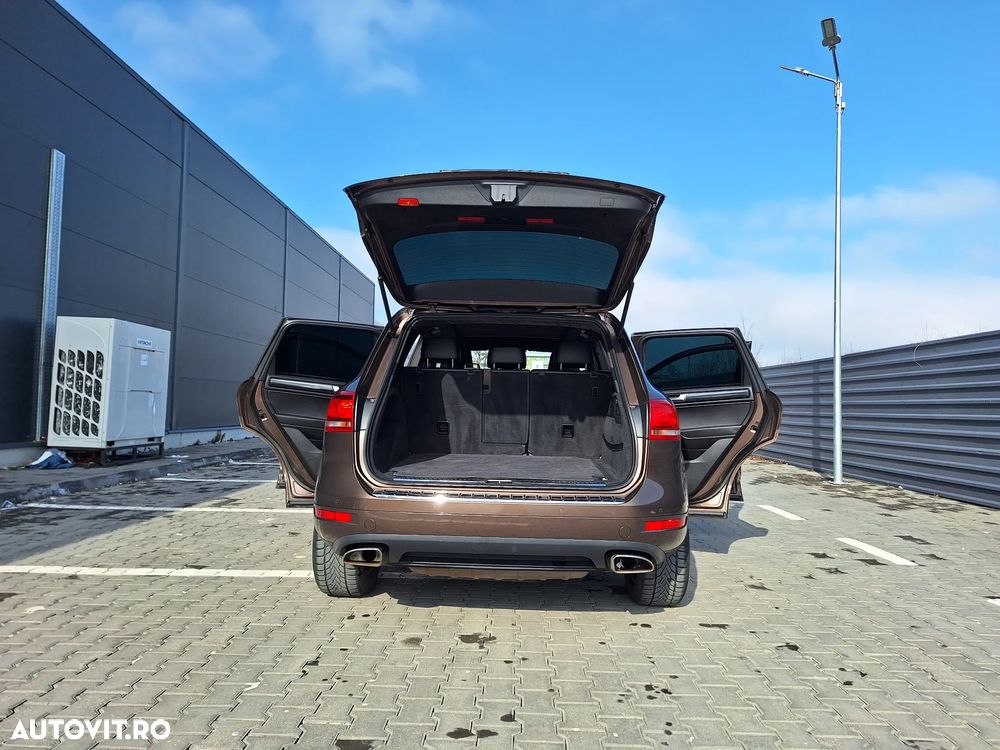 Volkswagen Touareg - 8