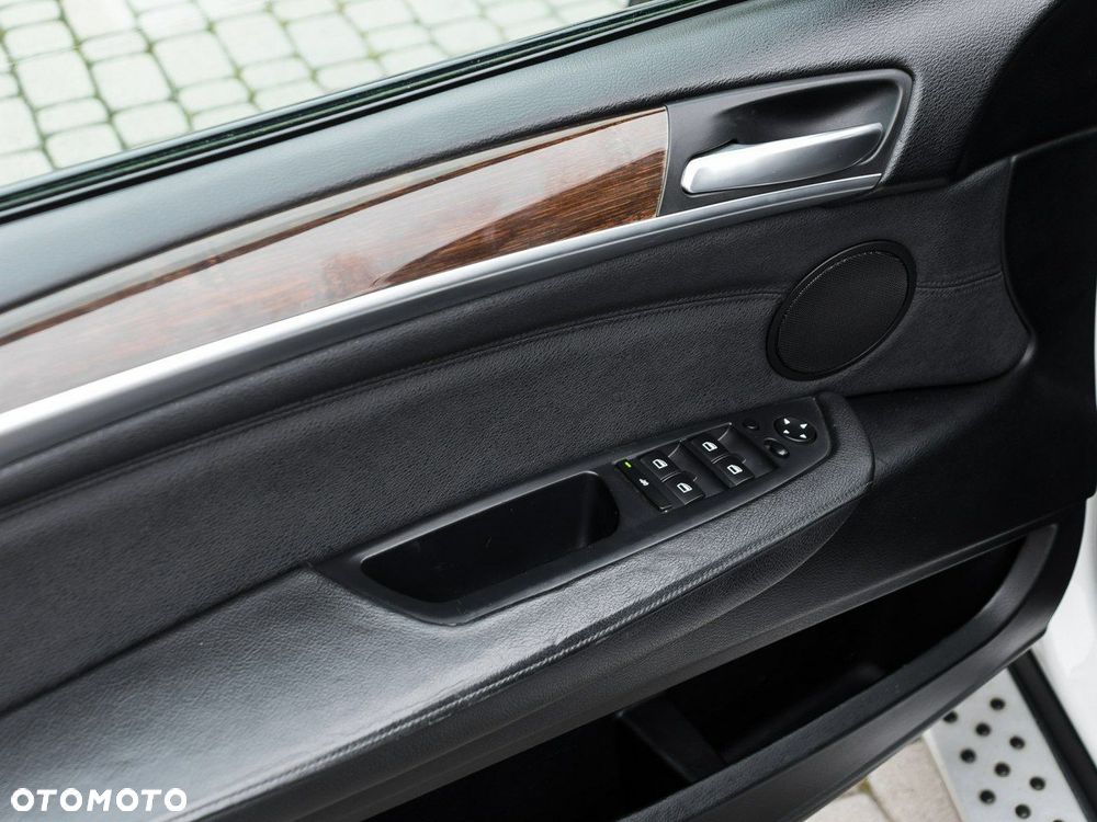 BMW X5 xDrive30d xLine - 11