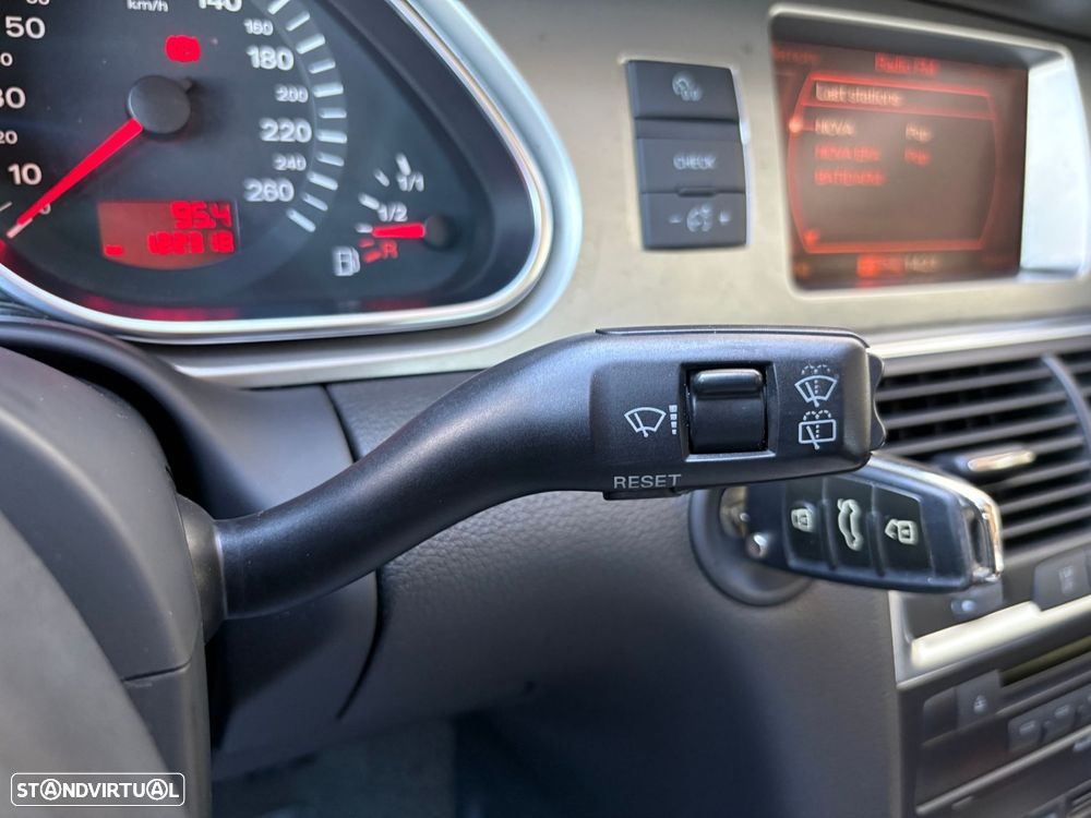 Audi Q7 3.0 TDI Sport Tiptronic - 23