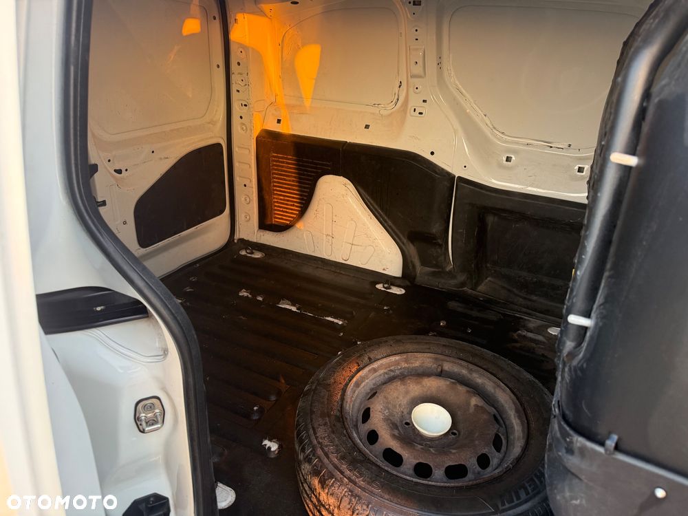 Citroën Berlingo 1.6 HDI First - 9