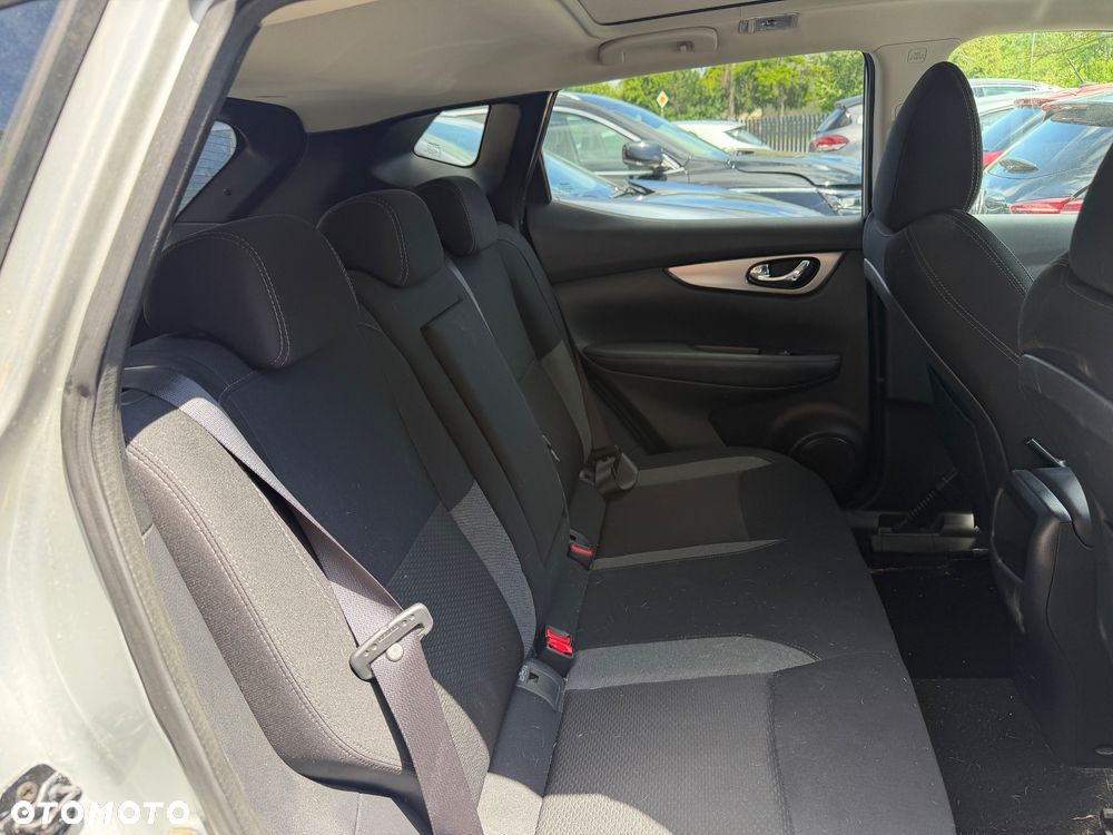 Nissan Qashqai 1.5 dCi N-WAY - 11