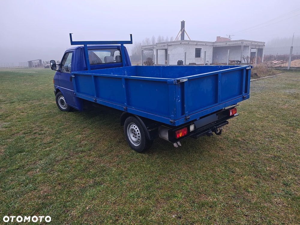 Volkswagen Transporter - 3