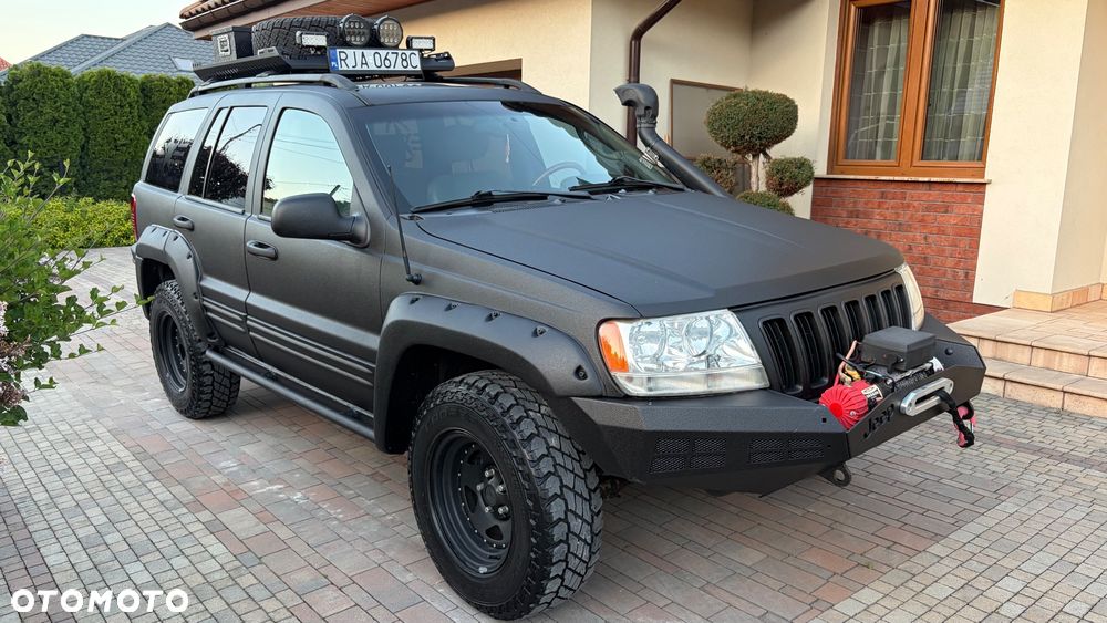 Jeep Grand Cherokee - 17