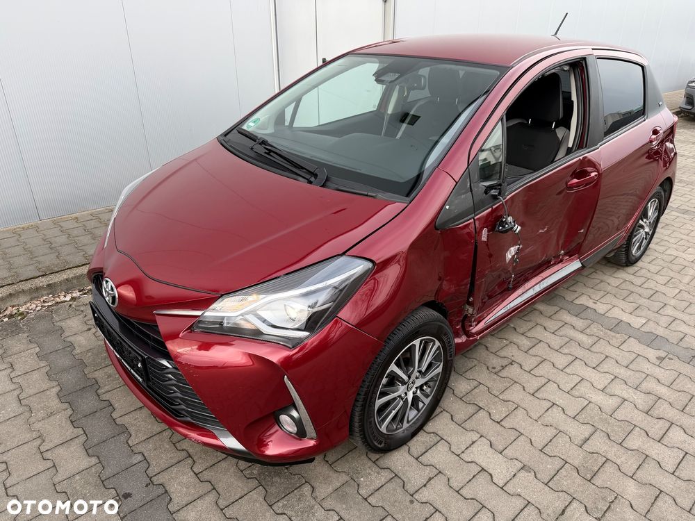 Toyota Yaris 1.5 Premium - 13