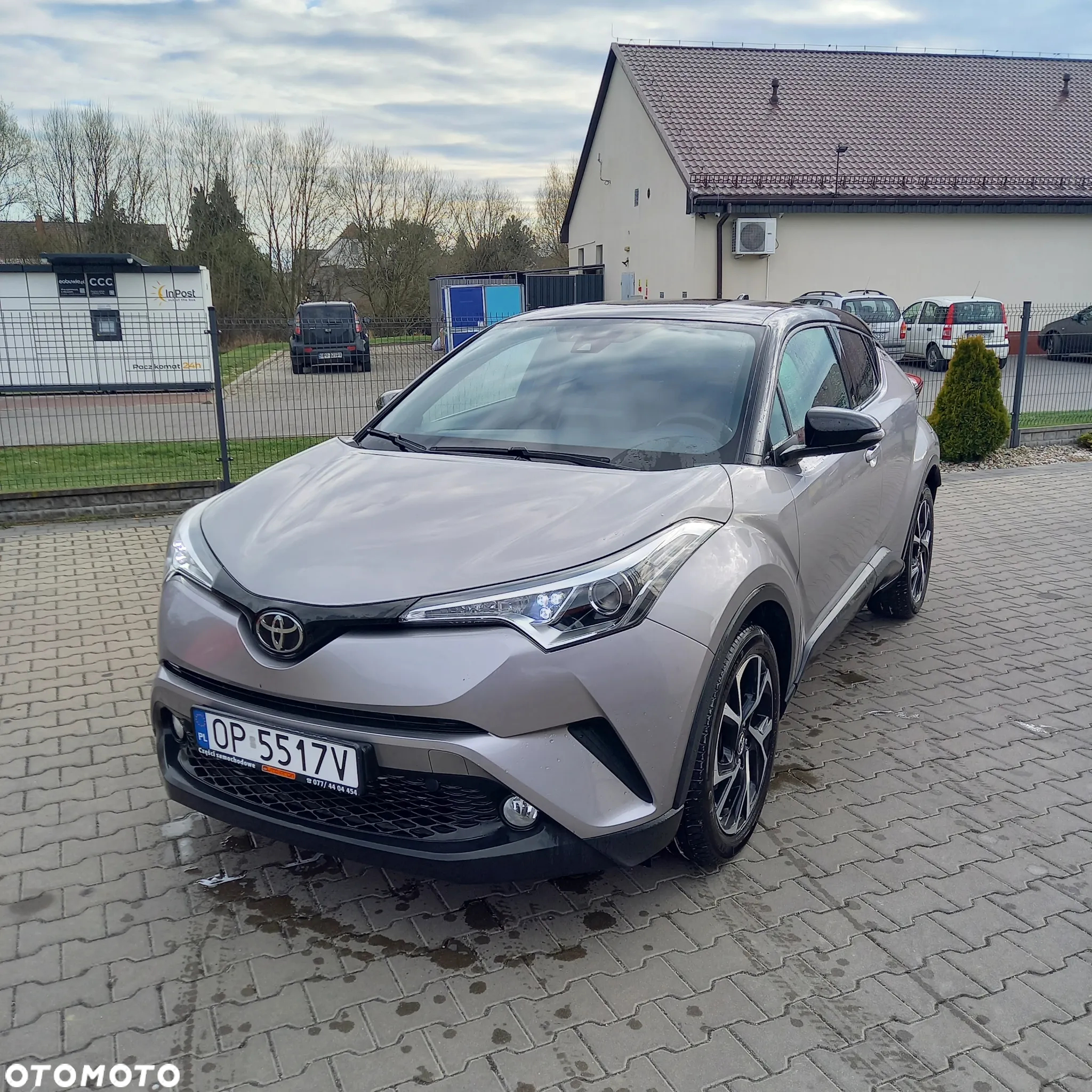 Toyota C-HR 1.2 T Dynamic - 11