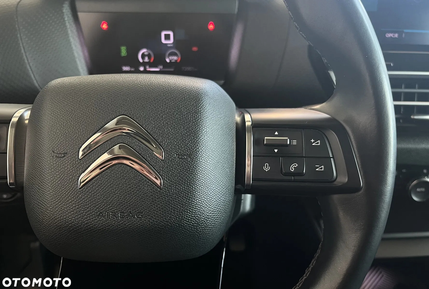 Citroën C4 PureTech 130 Stop&Start SHINE - 13