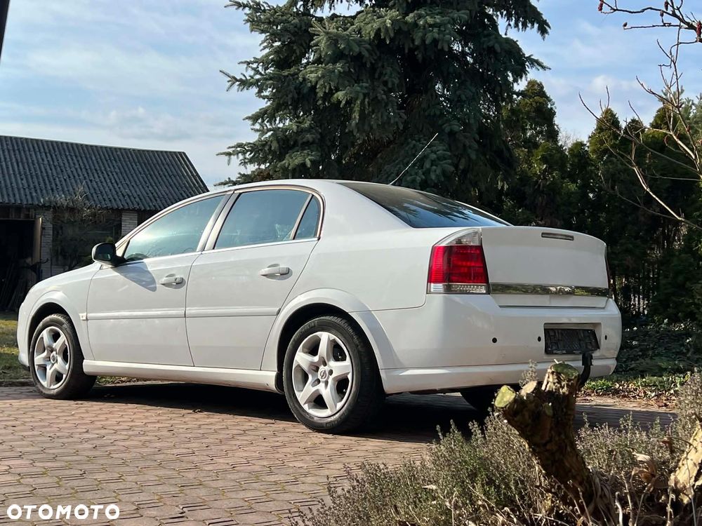 Opel Vectra 1.9 CDTI - 2