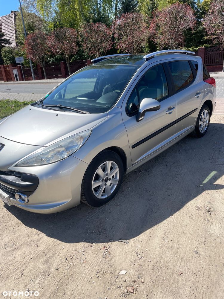 Peugeot 207 1.4 16V Trendy nICE - 2