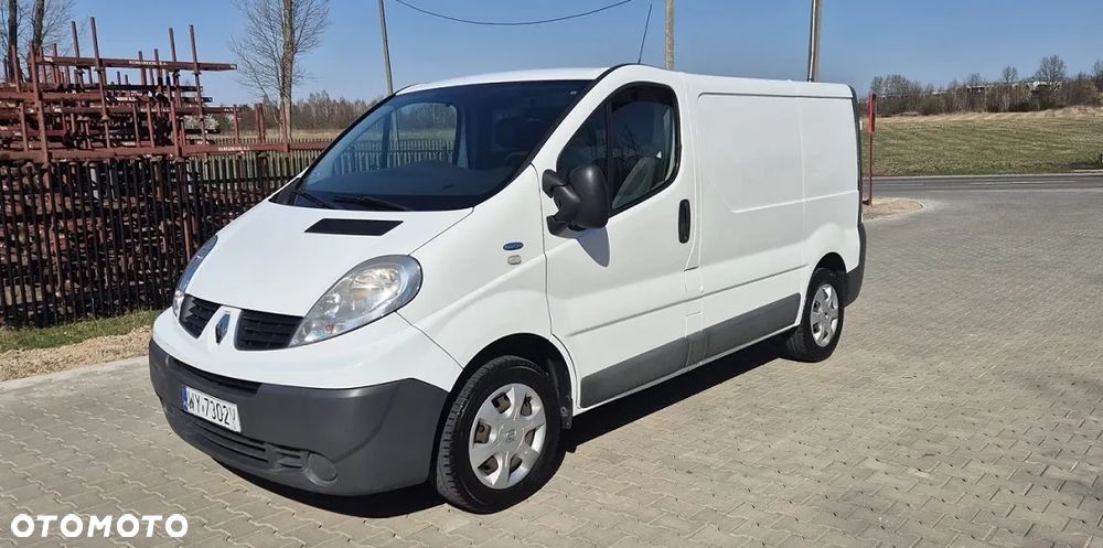 Renault TRAFIC - 1