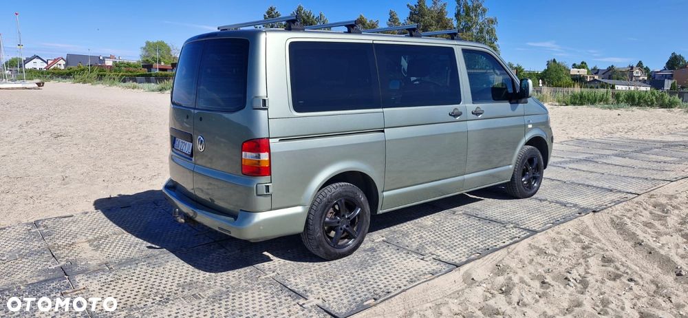 Volkswagen Transporter - 4