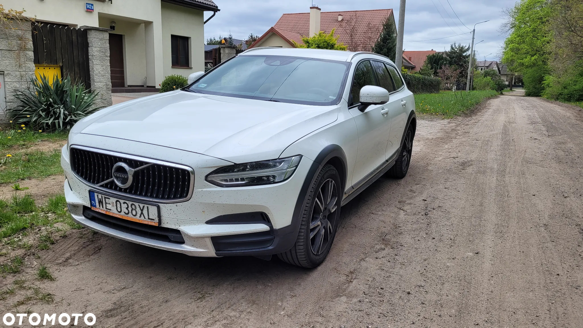Volvo V90 D5 SCR AWD Momentum Pro - 3