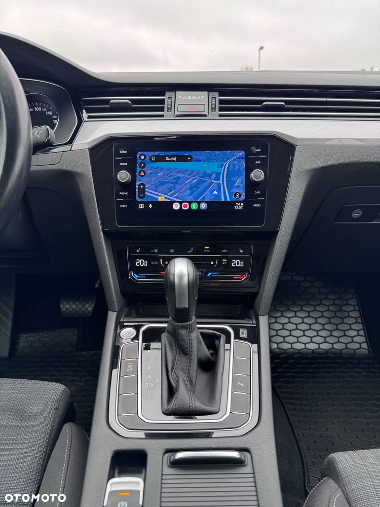 Volkswagen Passat 2021