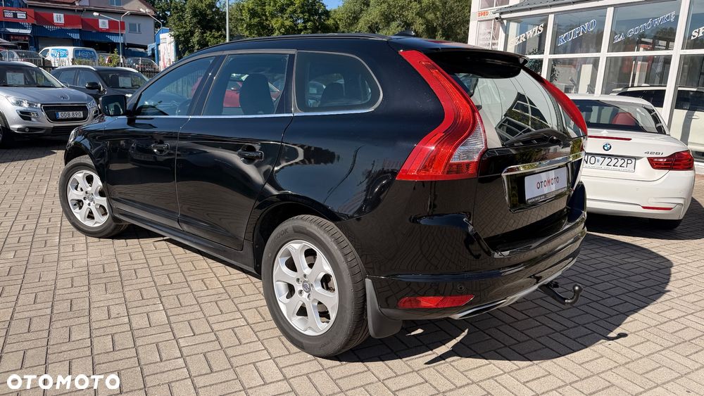 Volvo XC 60 D4 AWD Momentum - 5