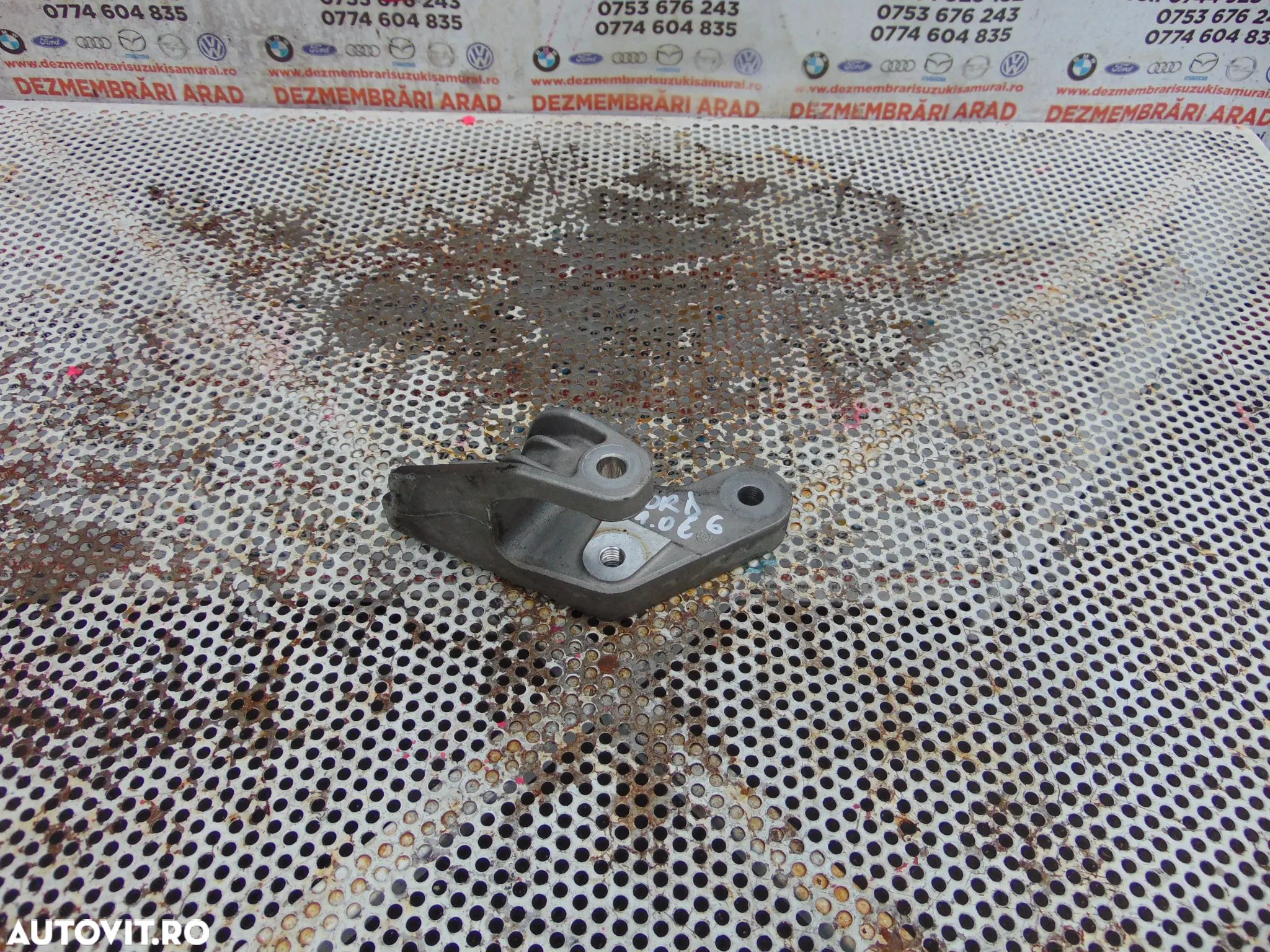 Suport cutie Ford 1.0 Fiesta Puma Focus 4 cod l1bg6p082bb suport cutie motor - 1
