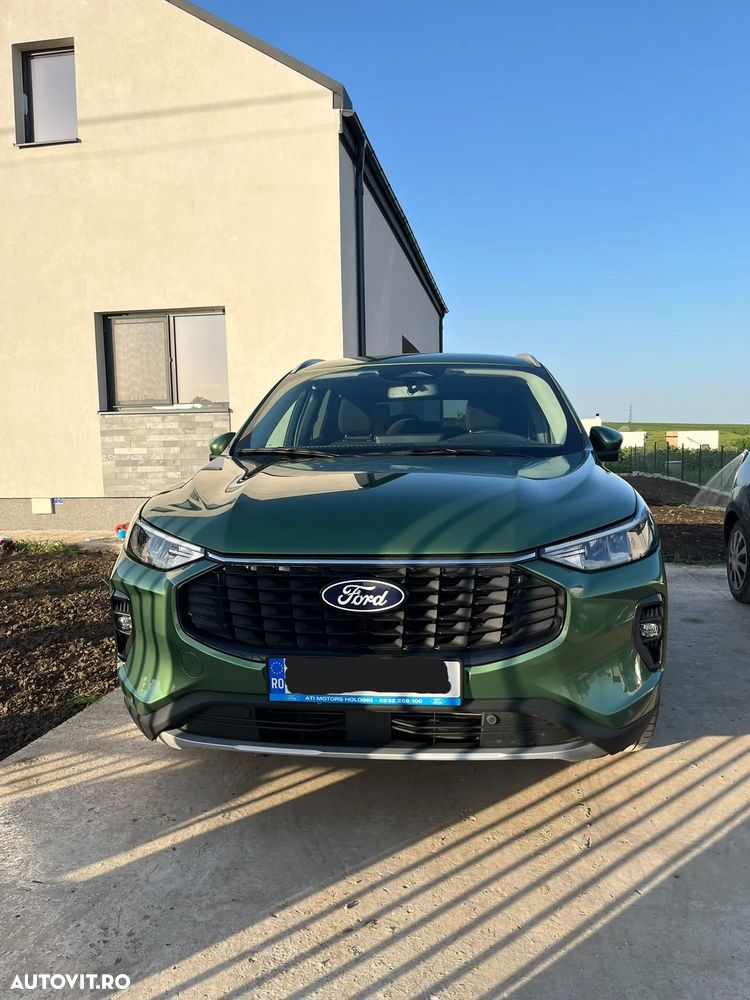 FORD Kuga 2024 — imagine 2