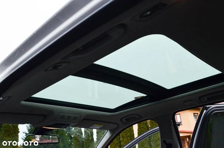 BMW Seria 5 520d Touring Luxury Line - 27