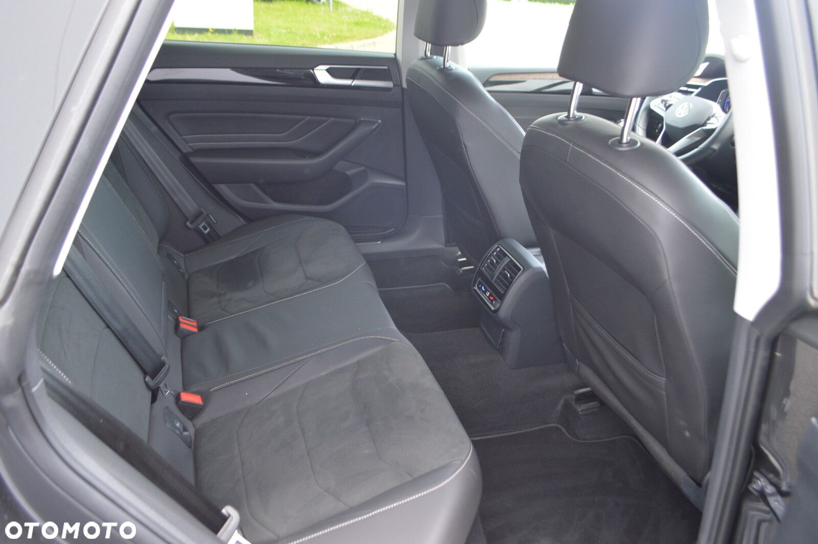 Volkswagen Arteon 2.0 TDI Elegance DSG - 25