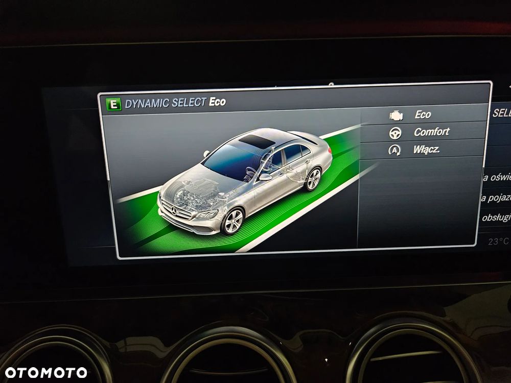 Mercedes-Benz Klasa E 220 d 4-Matic Business Edition 9G-TRONIC - 21