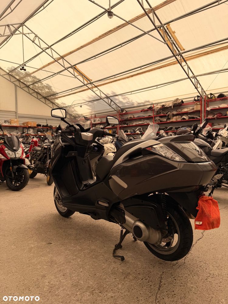 Peugeot Satelis - 6