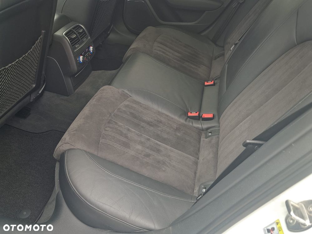 Audi A6 Avant 2.0 TDI Ultra S tronic - 13