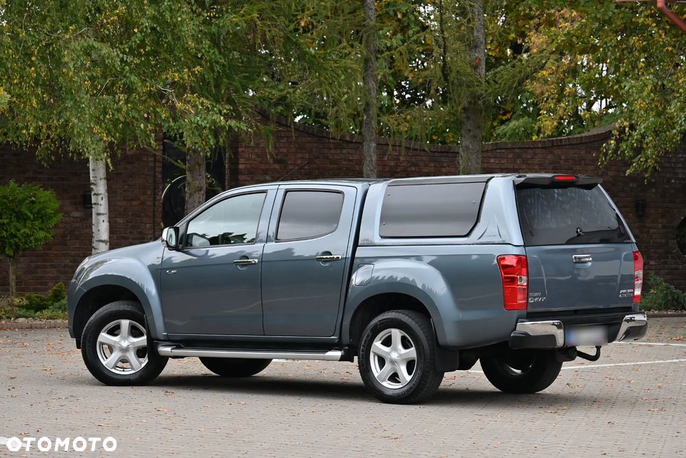 Isuzu D-Max 2.5 EC LS+ - 37