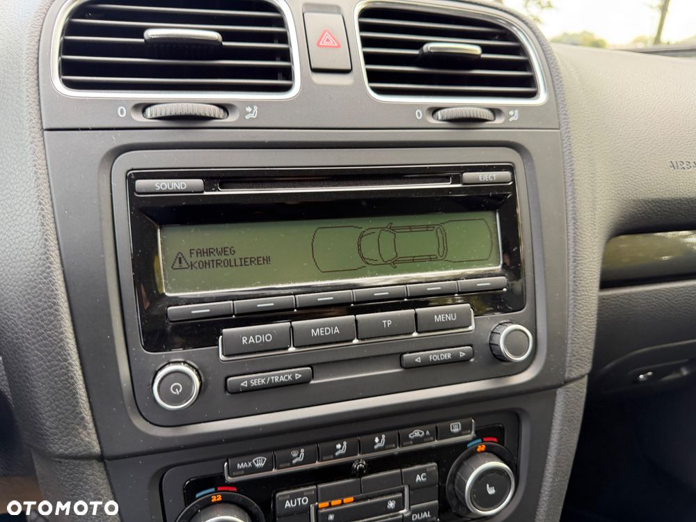 Volkswagen Golf - 16