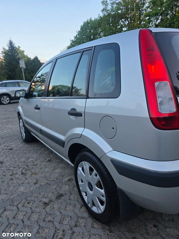 Ford Fusion 1.4 Ambiente - 9