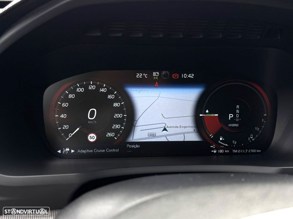 Volvo XC 90 2.0 T8 PHEV R-Design AWD - 42