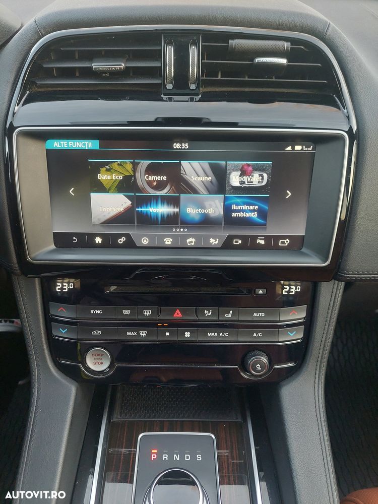 Jaguar F-Pace 20d AWD Aut. Portfolio - 21