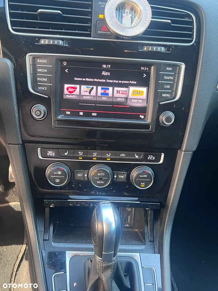 Volkswagen Golf - 9
