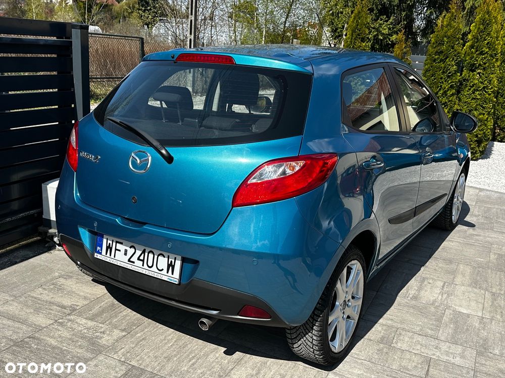 Mazda 2 1.5 Exclusive + - 5