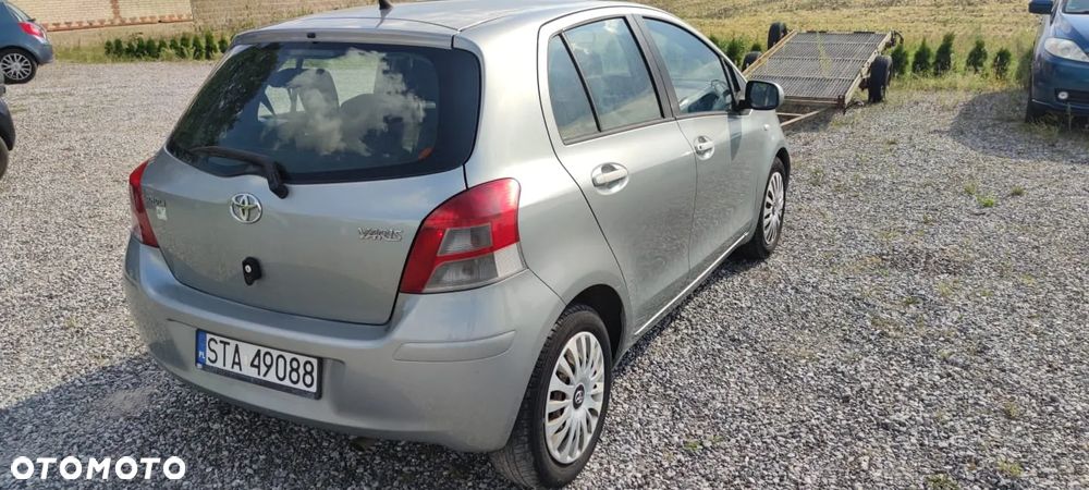 Toyota Yaris 1.3 VVT-i Sol - 5
