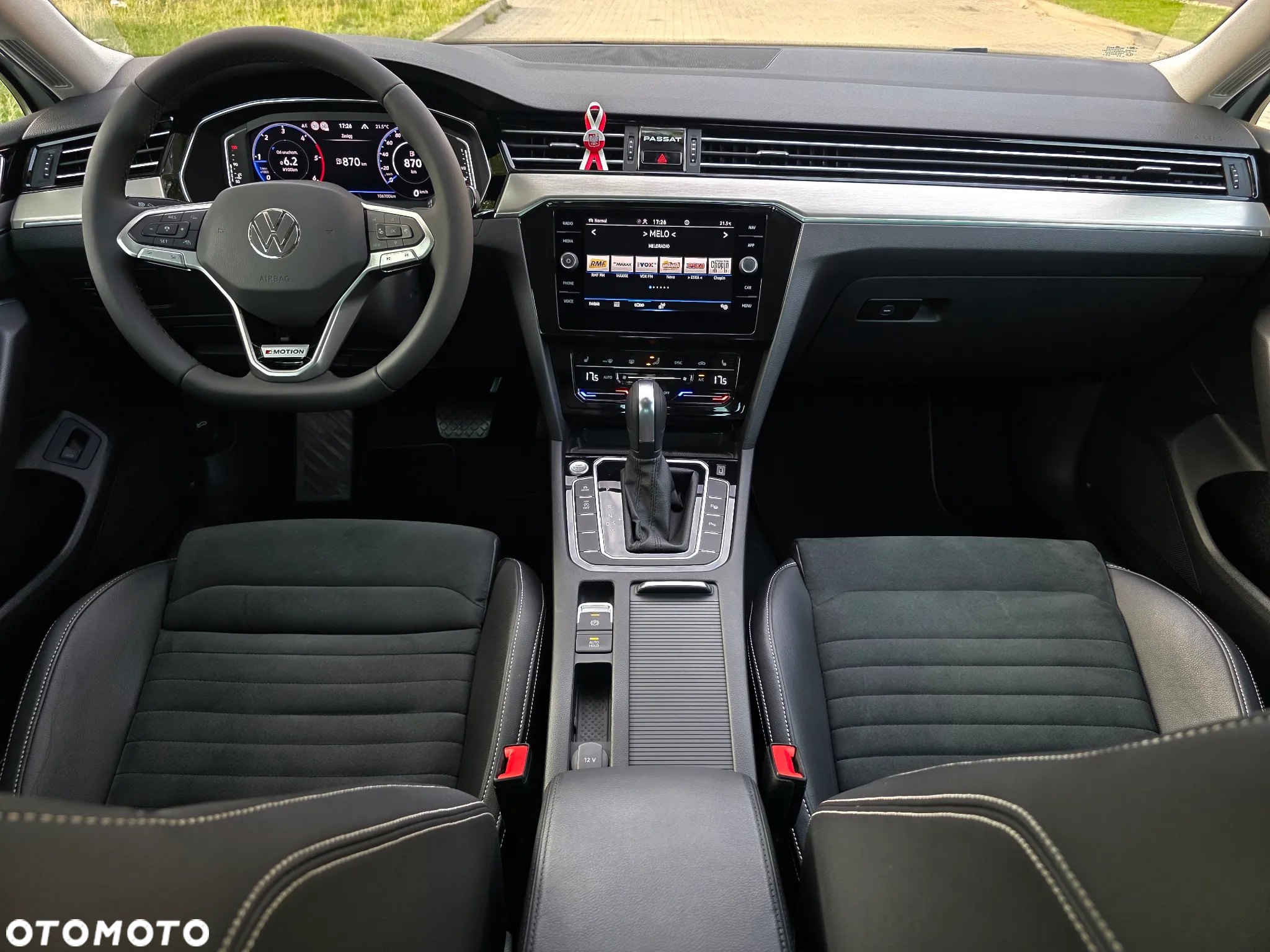 Volkswagen Passat 2.0 TDI Elegance DSG - 13