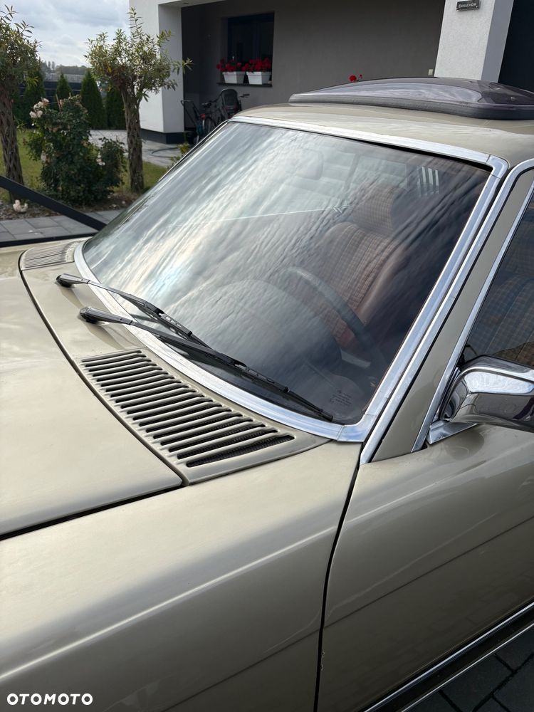Mercedes-Benz SLC - 16