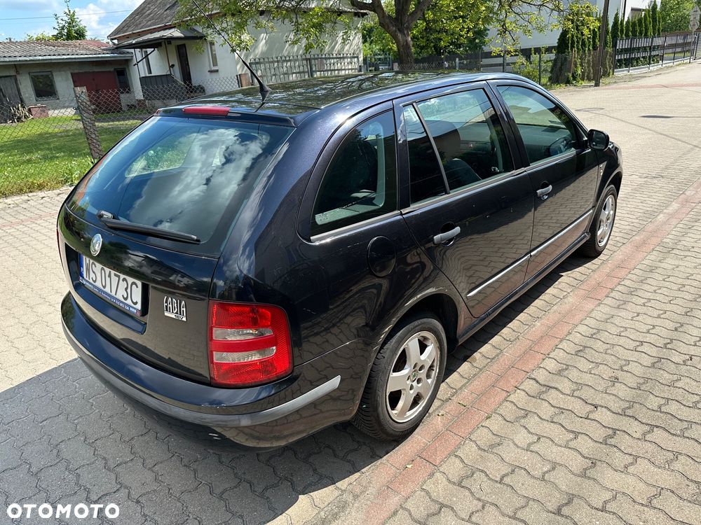 Skoda Fabia 1.4 16V Elegance - 9